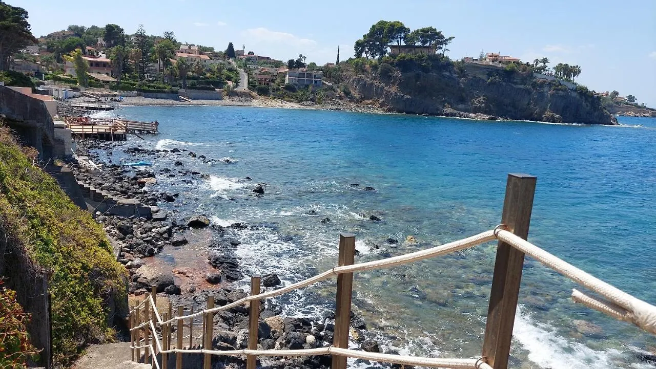 Villa Casa Sulla Baia Brucoli Ferienhaus